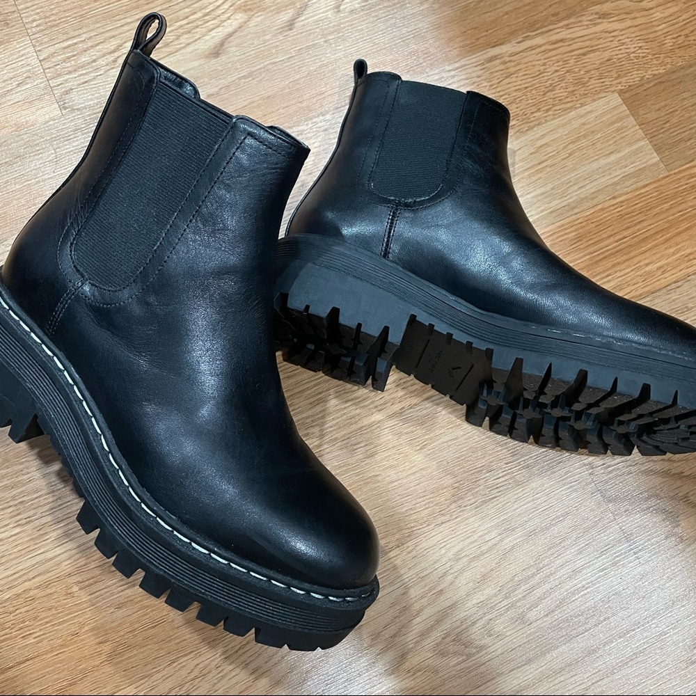 marc fisher chelsea boots
